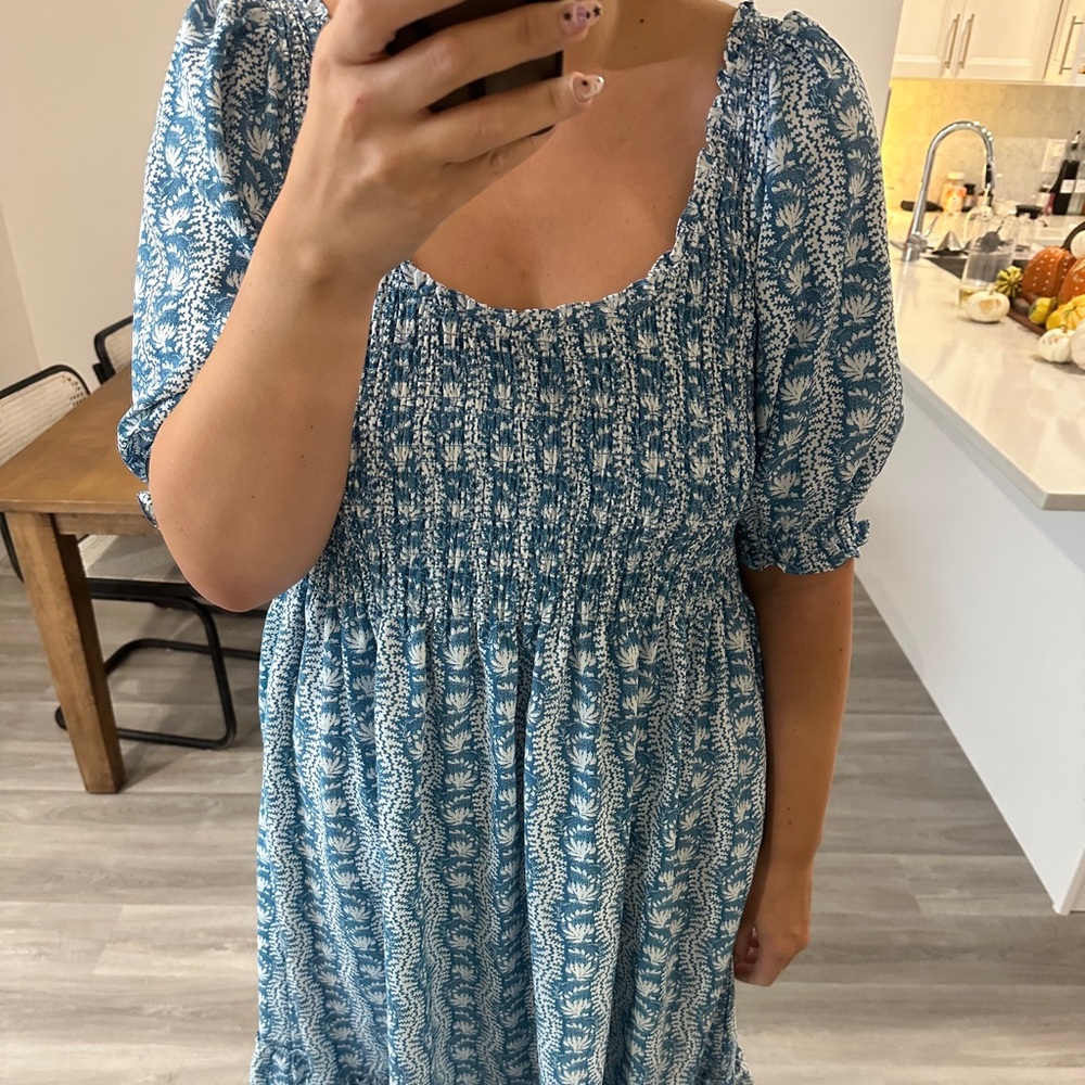 Hill House Women’s Midi Dress in Blue and White Floral Print - Picture 7 of 11